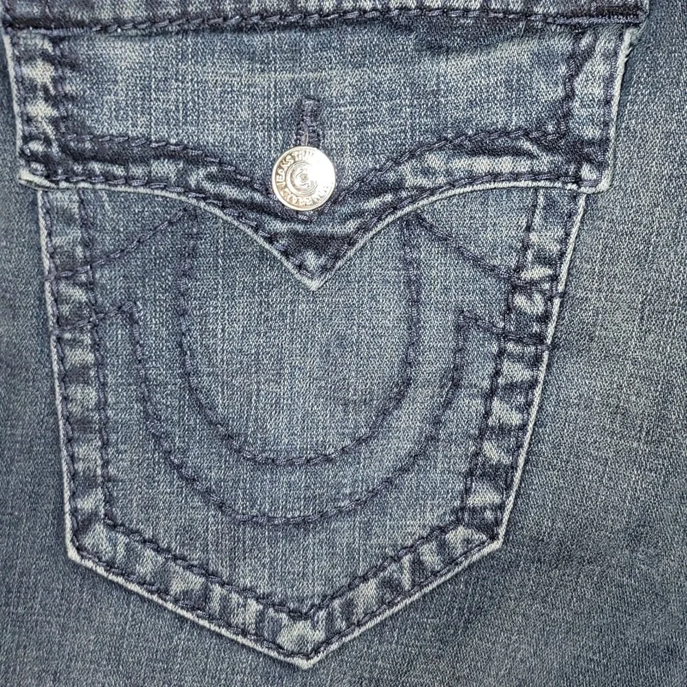 True Religion Geno Relaxed Slim Jeans Mens 34 Dark Wash Denim Whiskered Blue